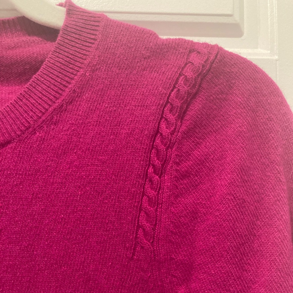 Cute, comfortable and colorful sweater from Banana Republic! - Picture 4 of 9